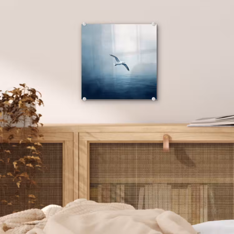 Glas schilderij - Meeuw - Wit - Zee - Mistig — 5