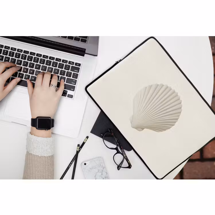 Laptophoes - Schelp - Minimalistisch - Wit — 3