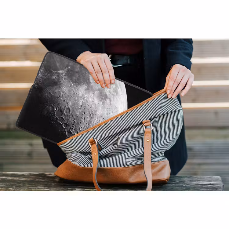 Laptophoes - Maan - Kraters - Ruimte — 4